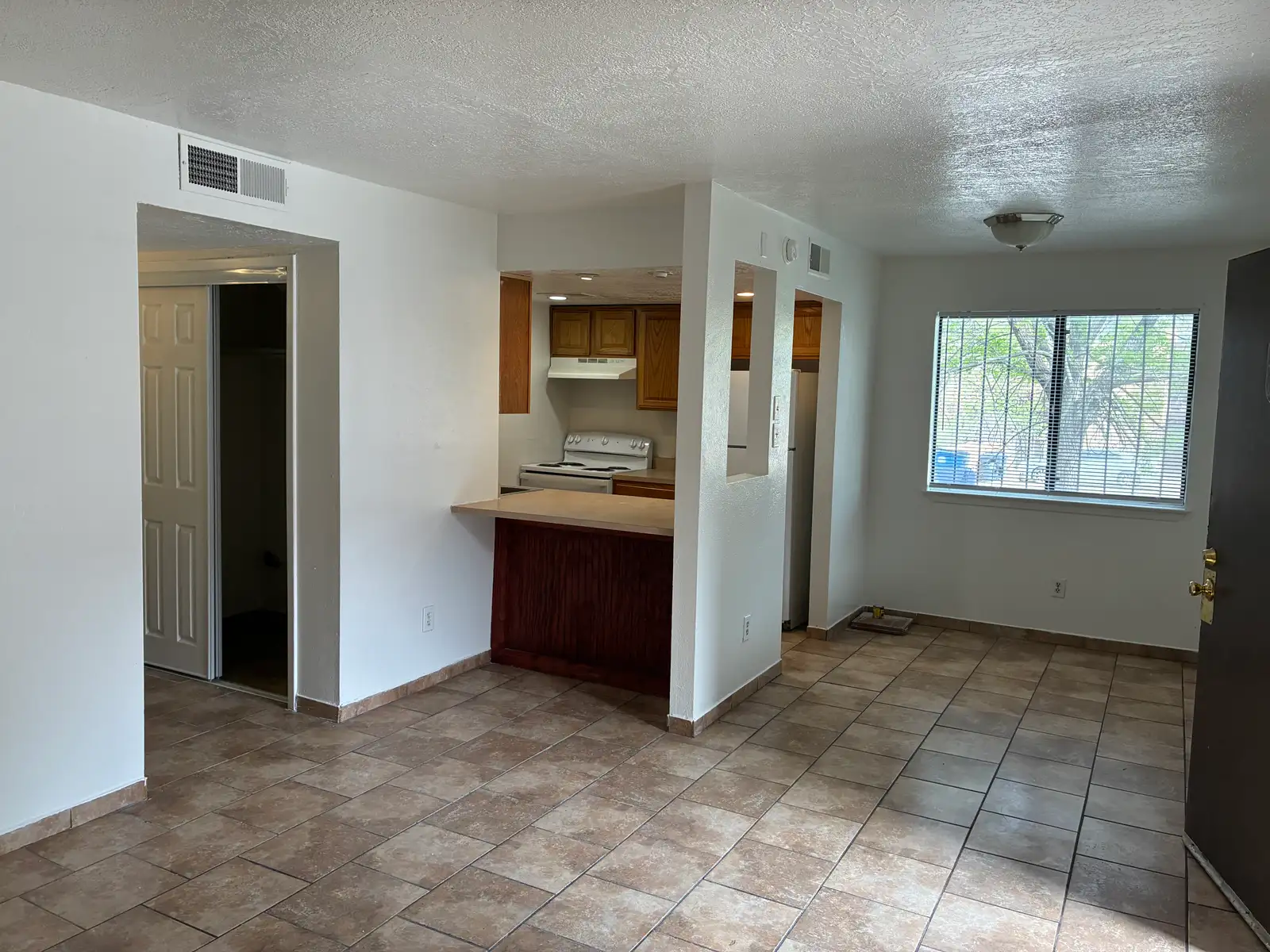 2810 Vail Ave SE image 28
