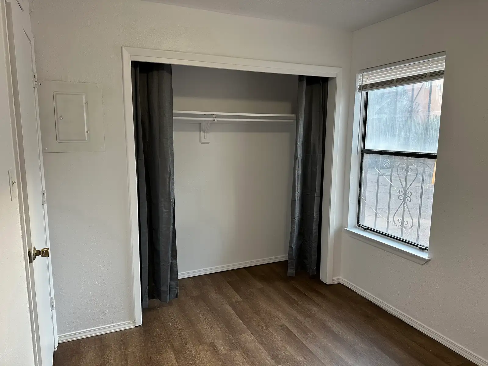 2810 Vail Ave SE image 23