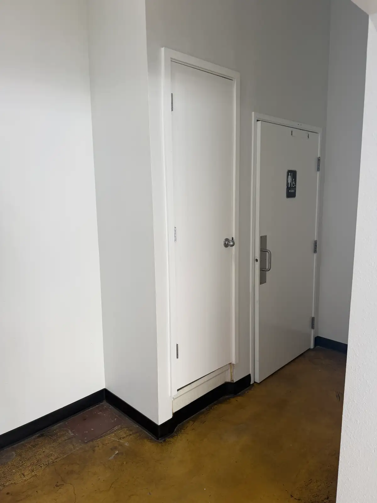 1520 Central Ave SE--Ready for Immediate Occupancy | Retail • Showrooms • Dealerships image 33