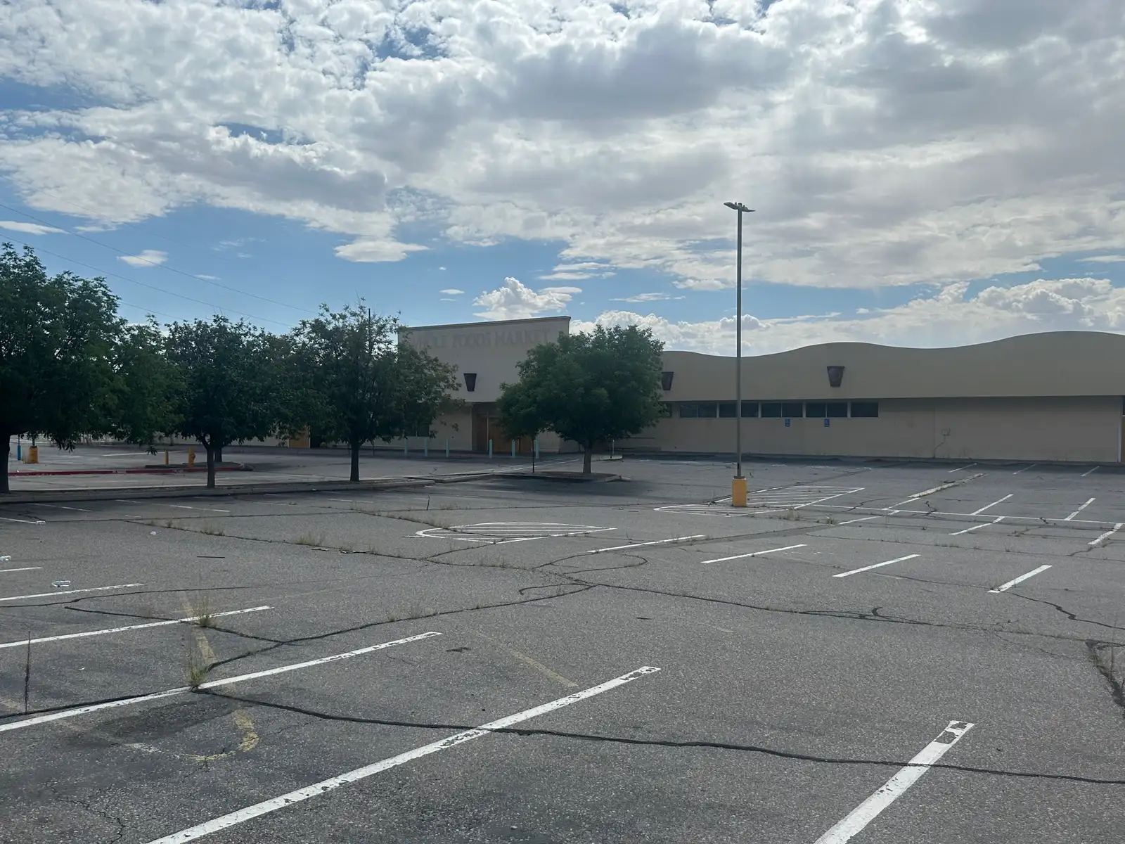 ICONIC ARROWHEAD SHOPPING CTR REDEVELOPMENT @ CARLISLE/I-40 image 7