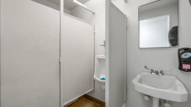 View image 19