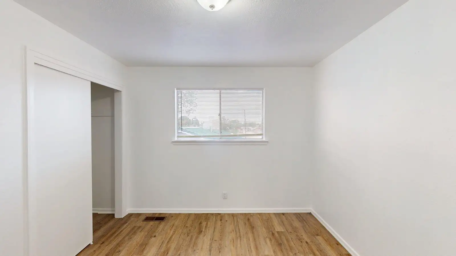 804 -812 Ortiz Dr SE image 46
