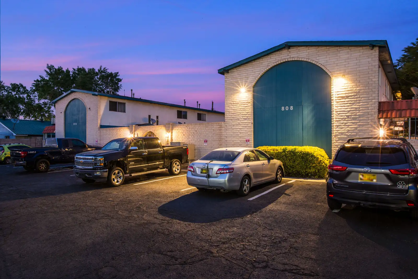 804 -812 Ortiz Dr SE image 2
