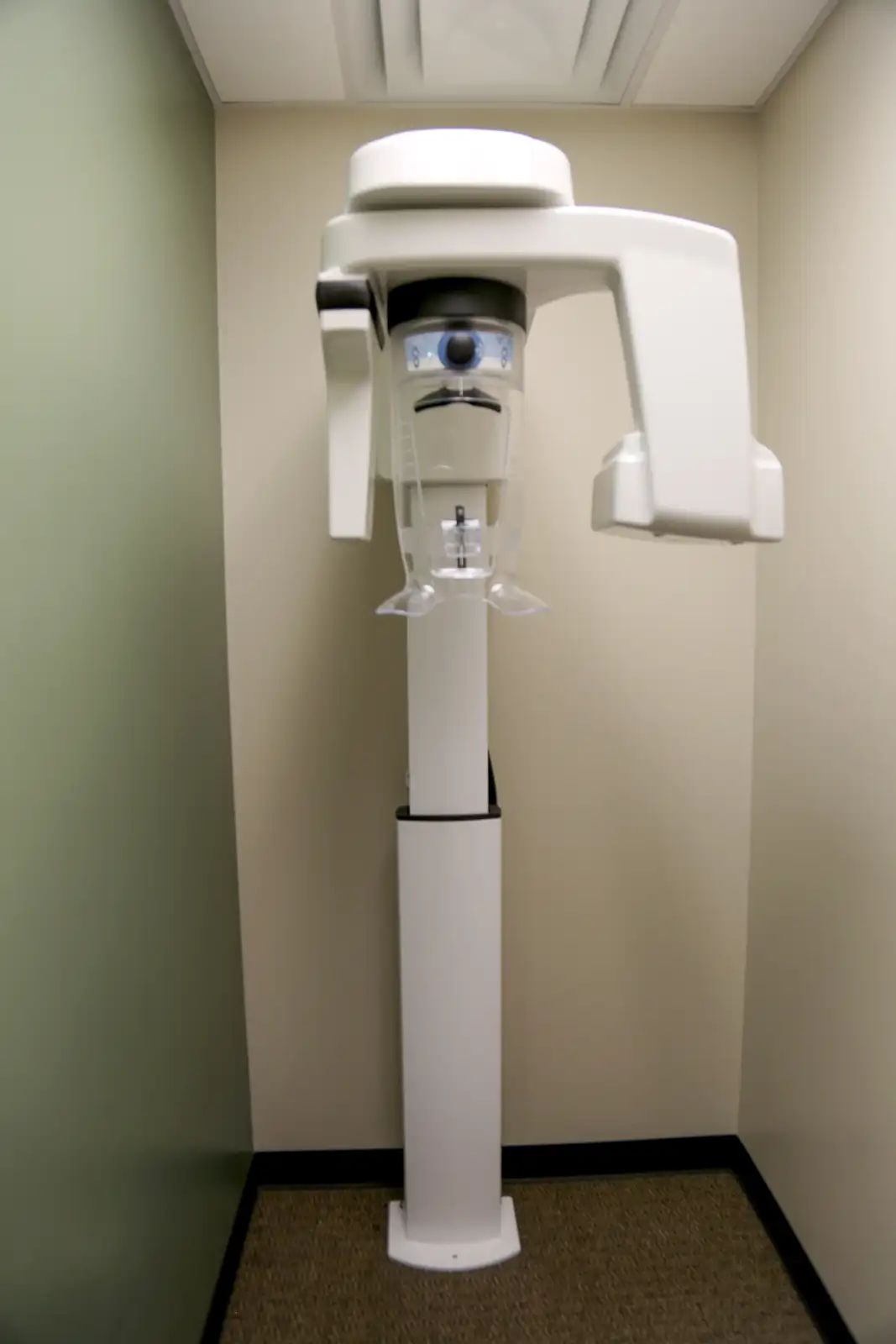 Turn-key dental office & adjacent shell space image 7