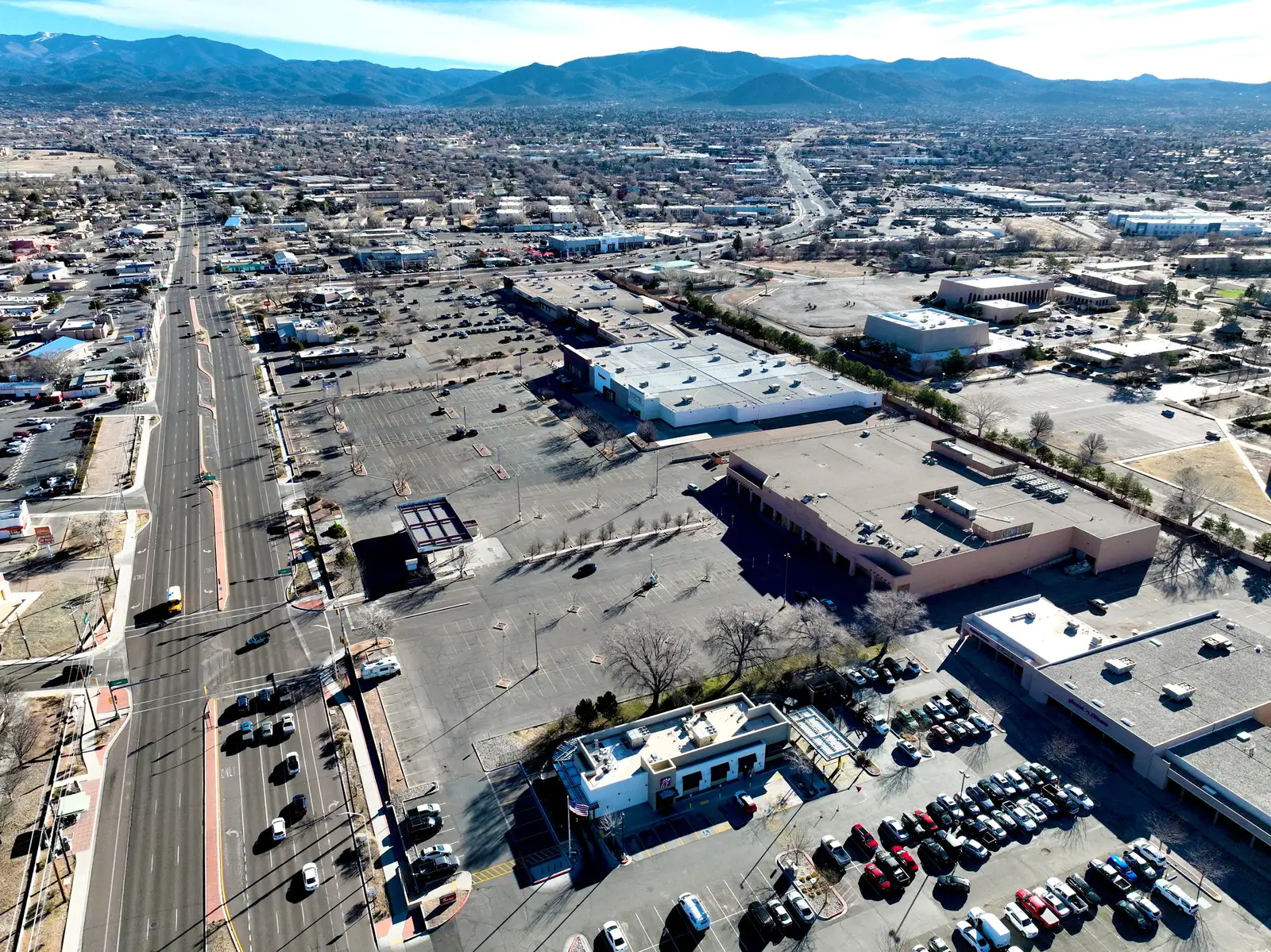 2022 Cerrillos Rd image 3