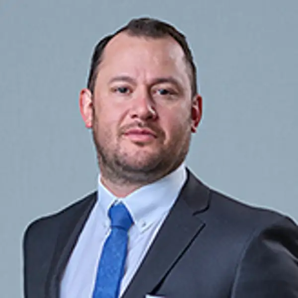 Broker Photo