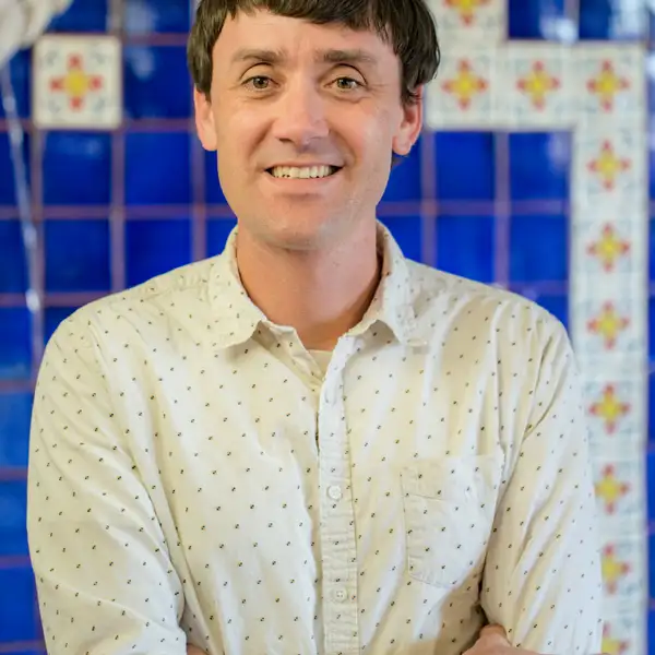 Broker Photo