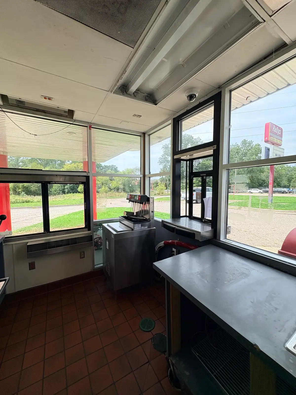 640 Lansing St, Charlotte, MI image 6