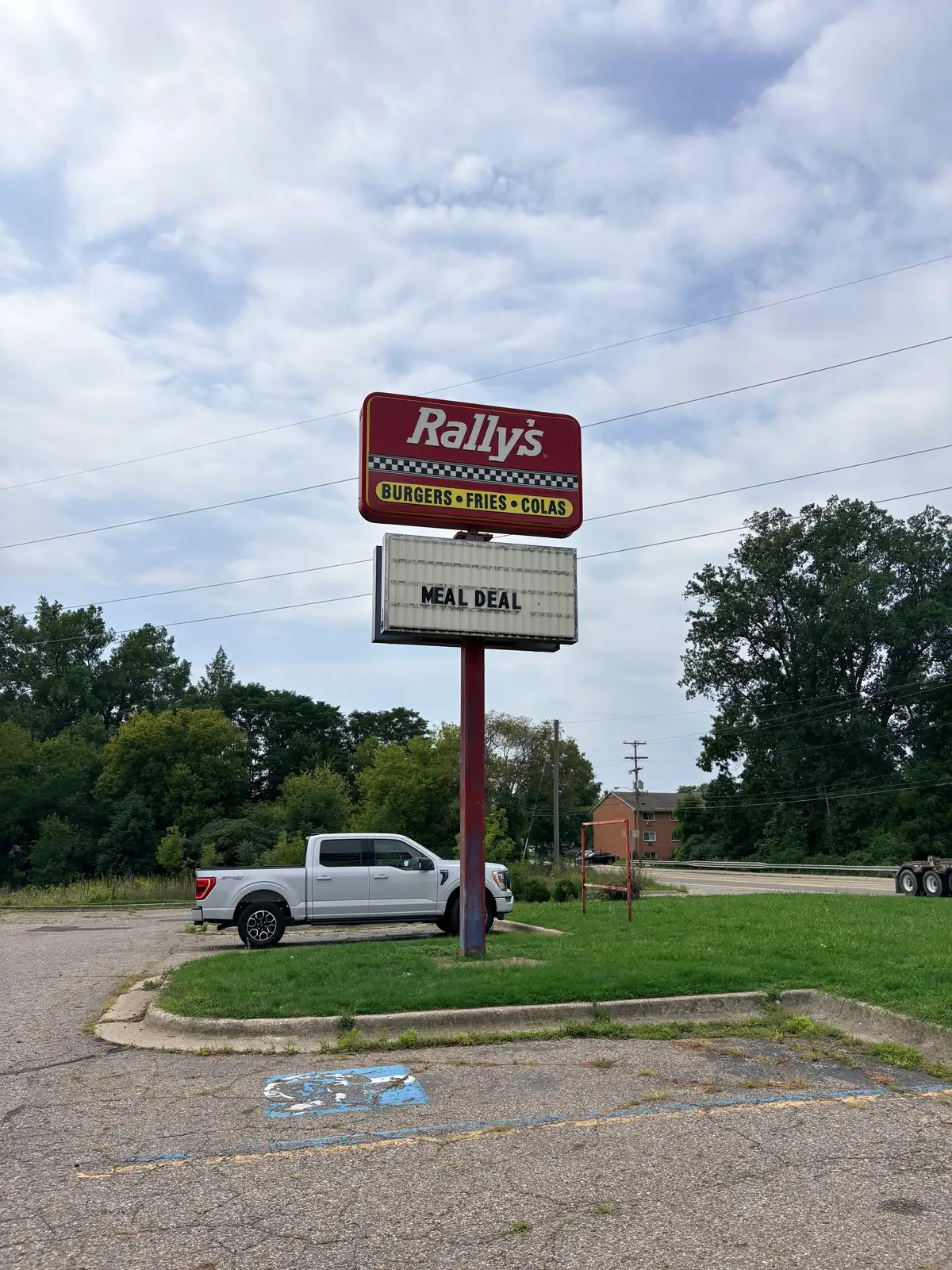 640 Lansing St, Charlotte, MI image 5