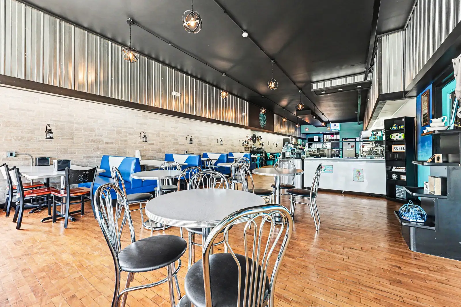 Turnkey Eatery In Kent City! image 4