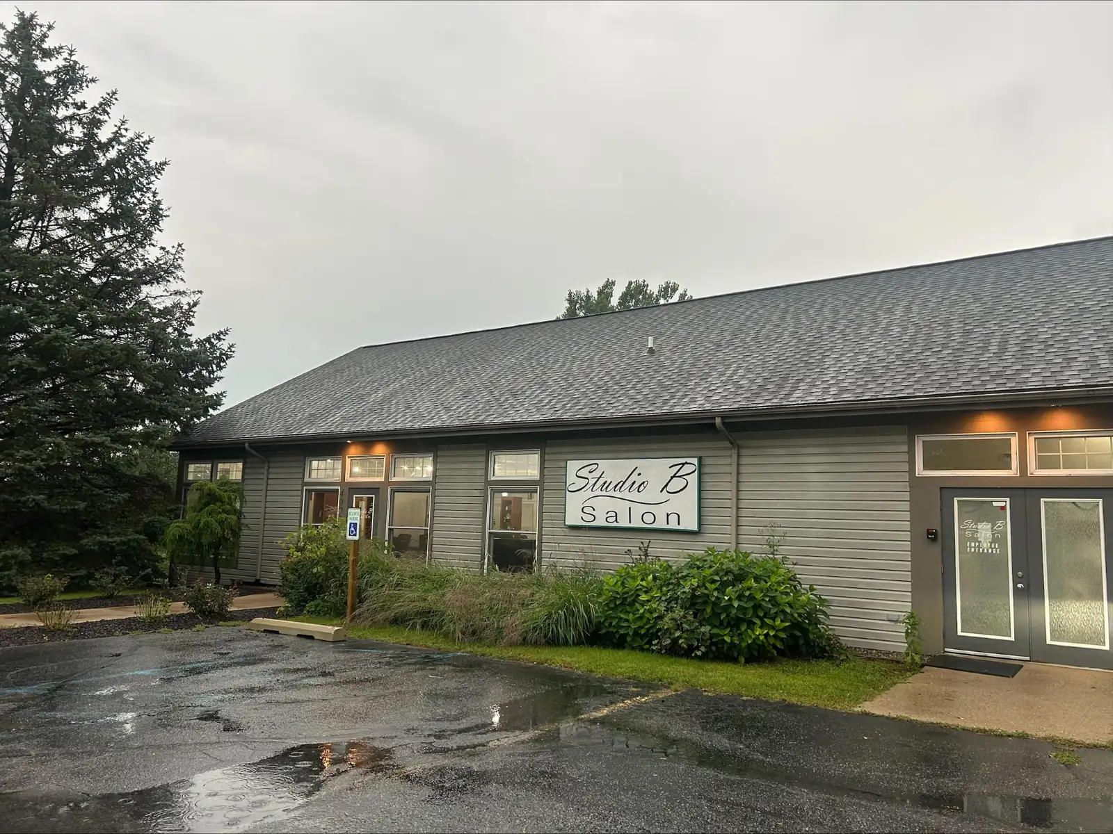 4090 29th St SE image 1