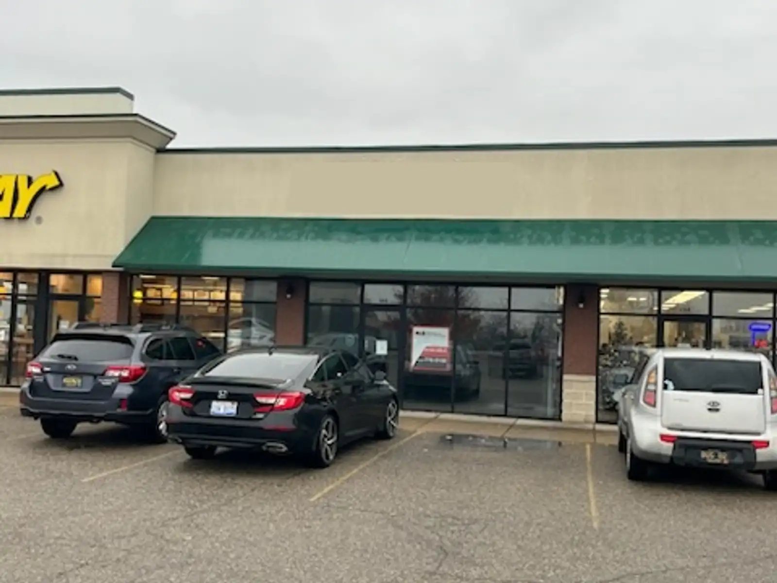 Lakes Crossing Retail Space image 1