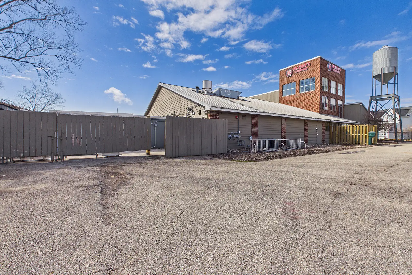 971 W Savidge St image 8