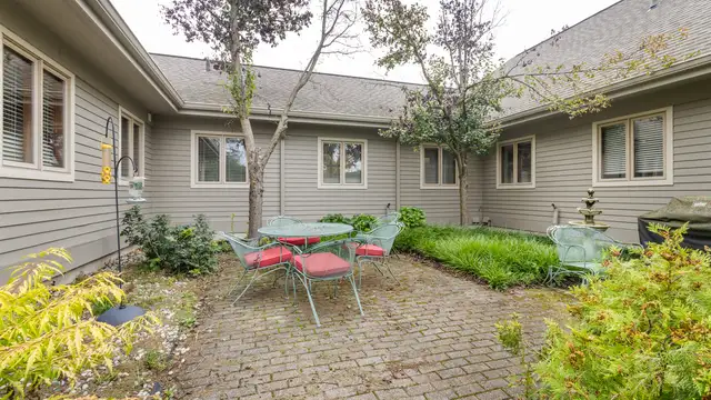 View image 12