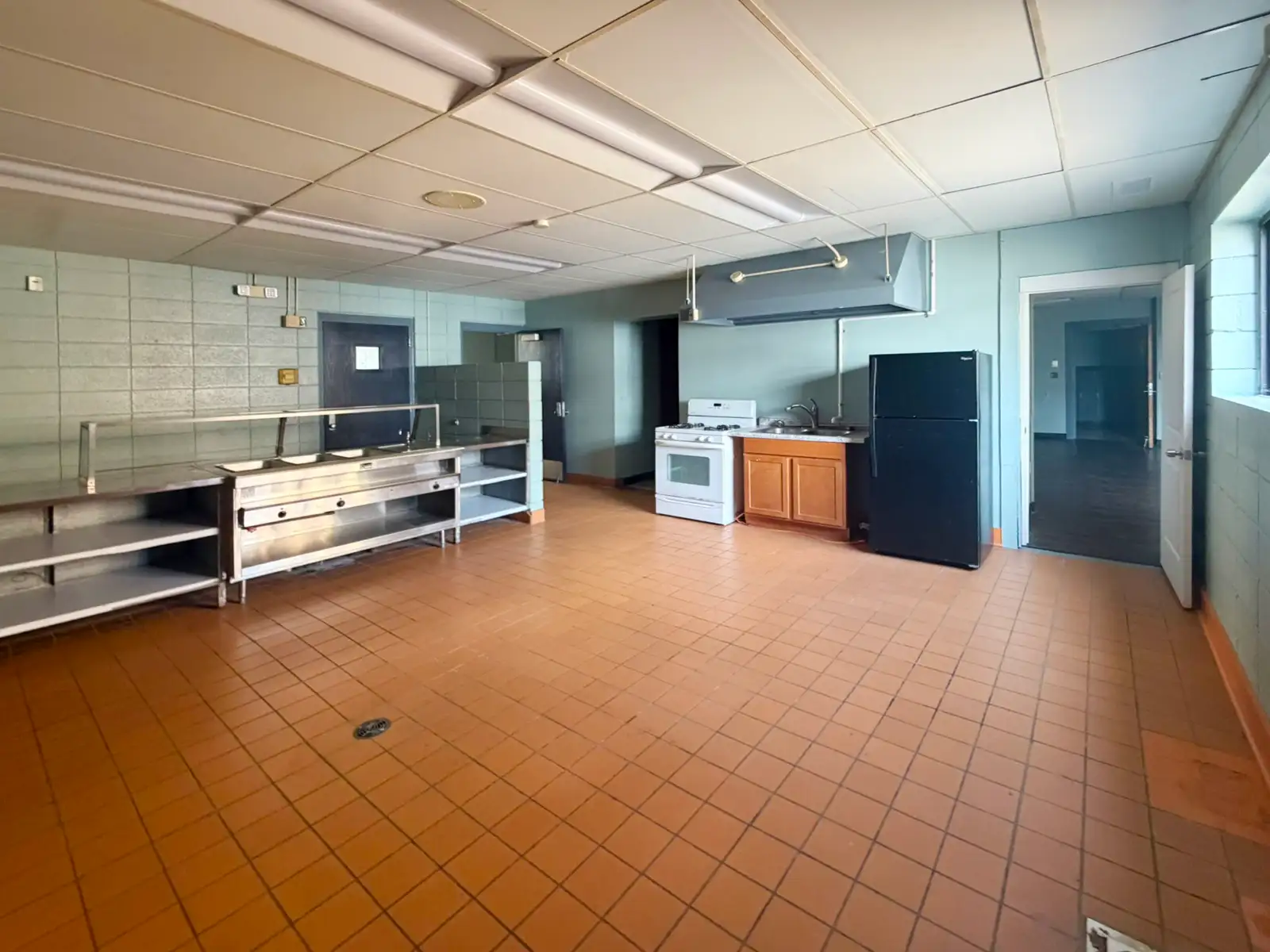 300 E Cass St image 21