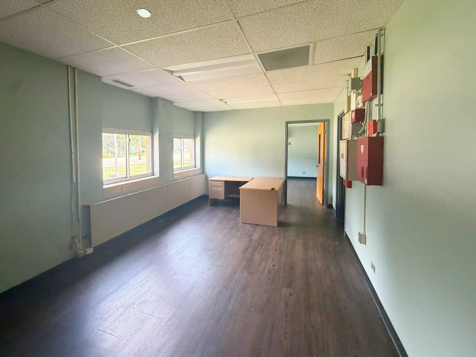 300 E Cass St image 16