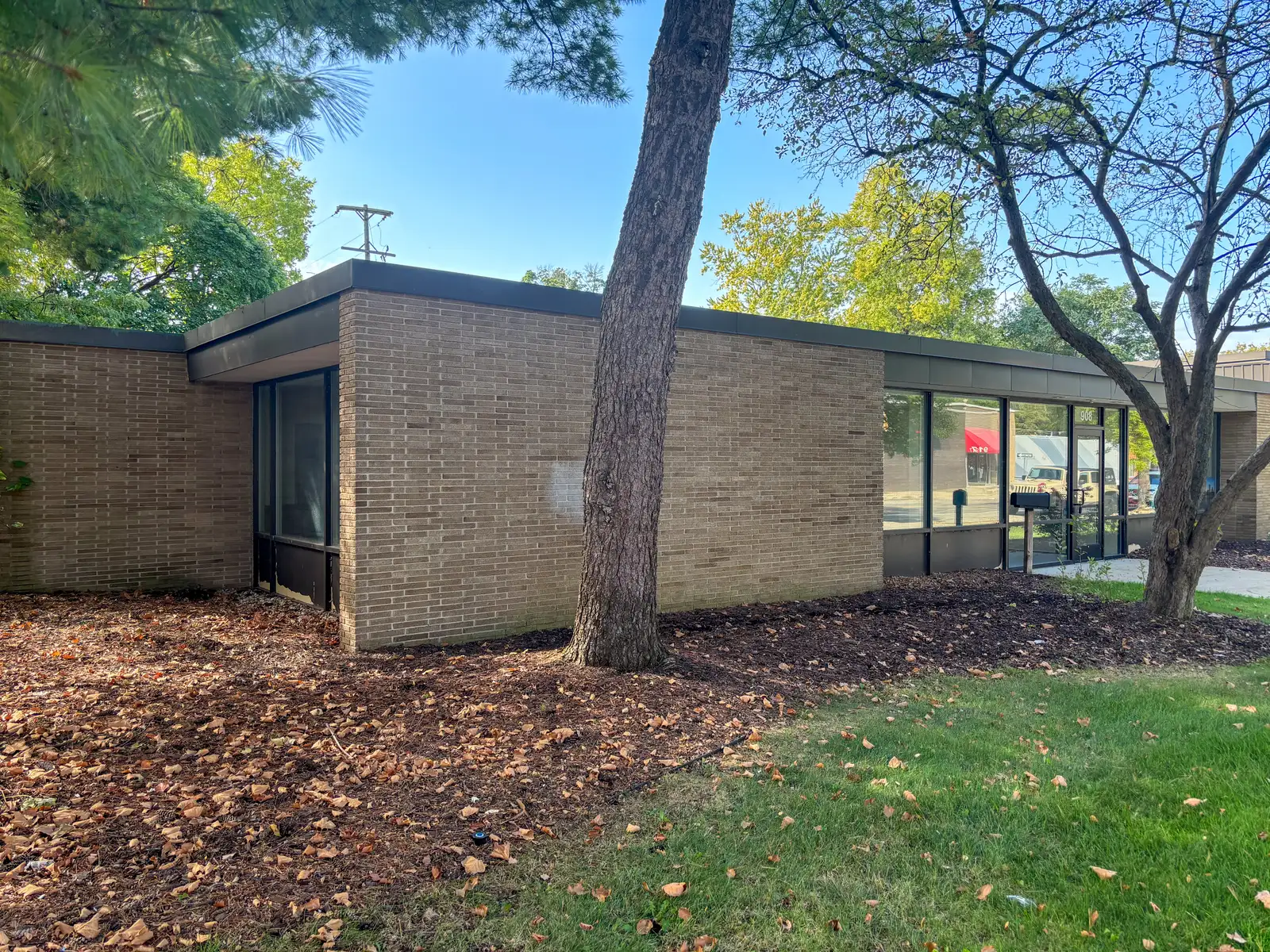 Grand Rapids Office Space image 9