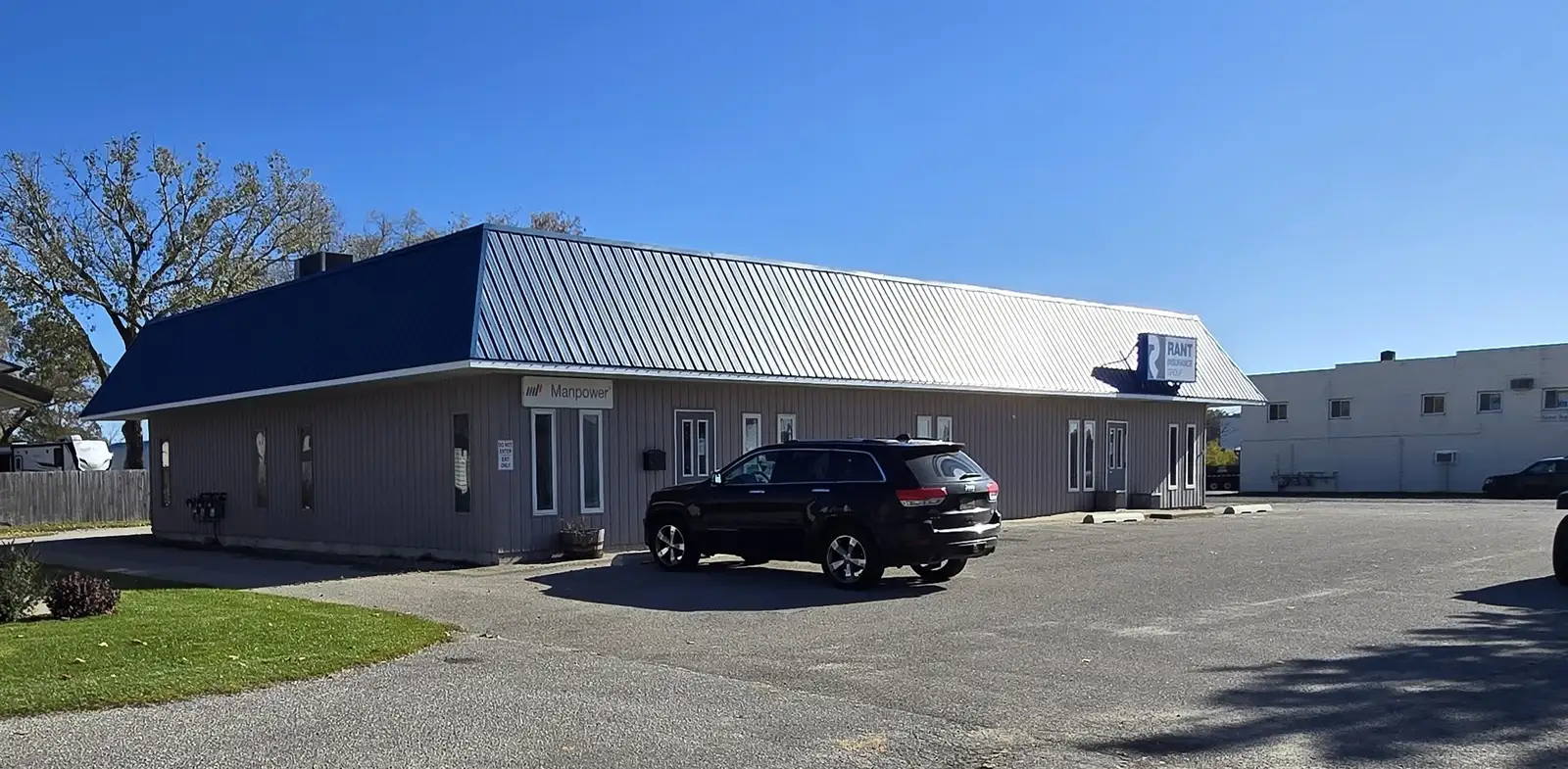 4534 Dowling St image 2