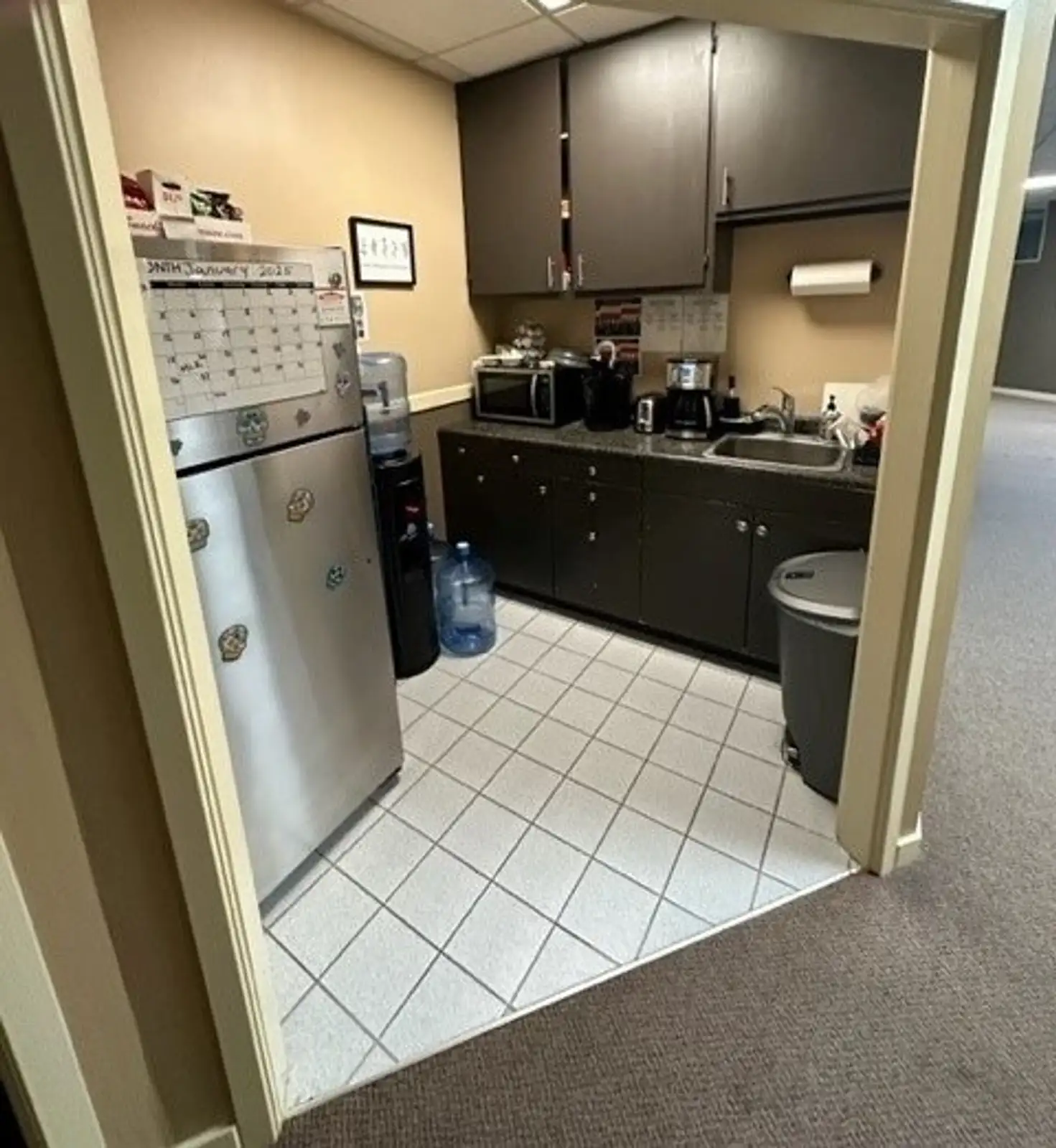 Premier General Office Suite along Cascade corridor image 2