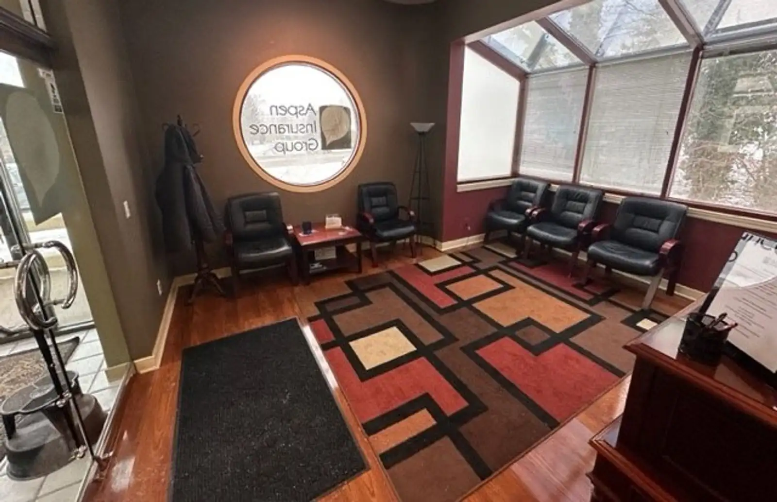 Premier General Office Suite along Cascade corridor image 4