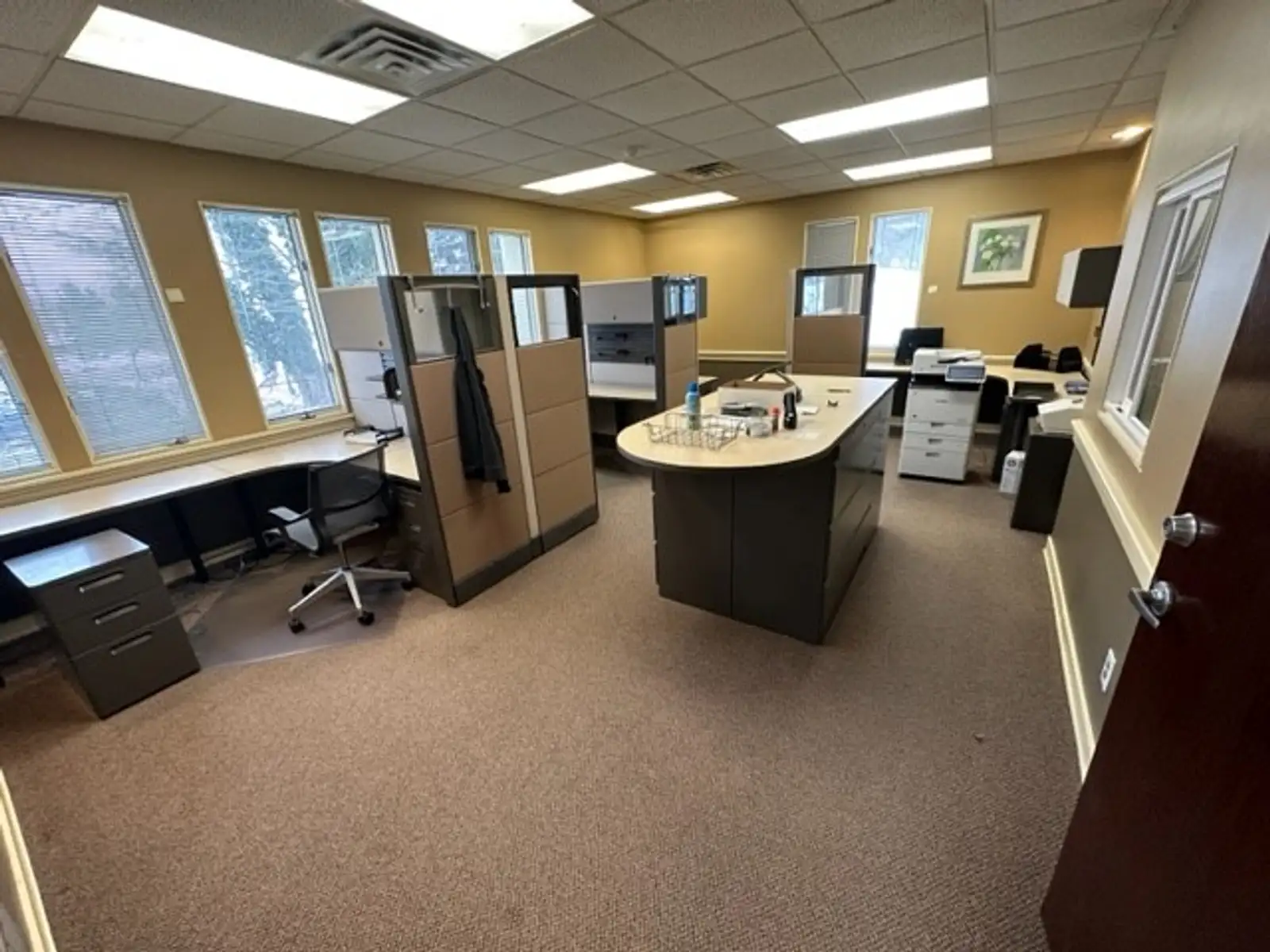 Premier General Office Suite along Cascade corridor image 7