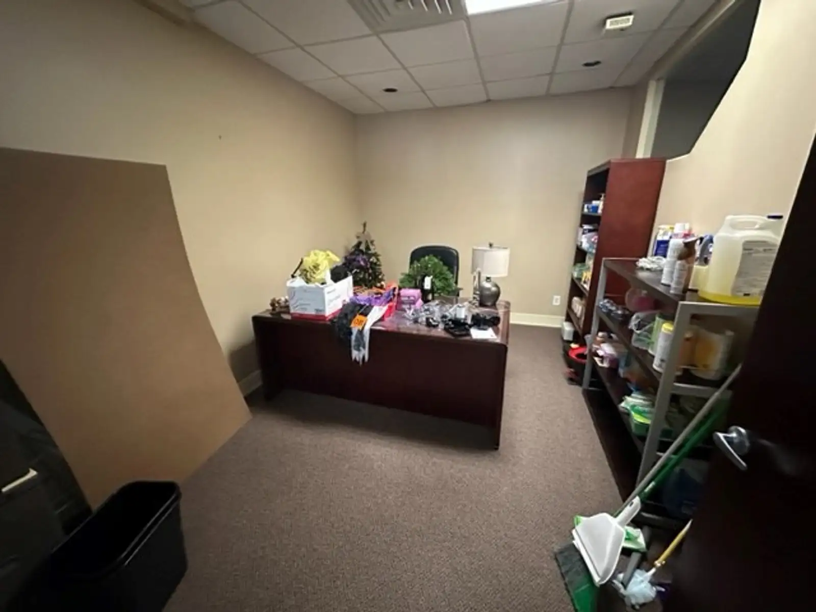 Premier General Office Suite along Cascade corridor image 21
