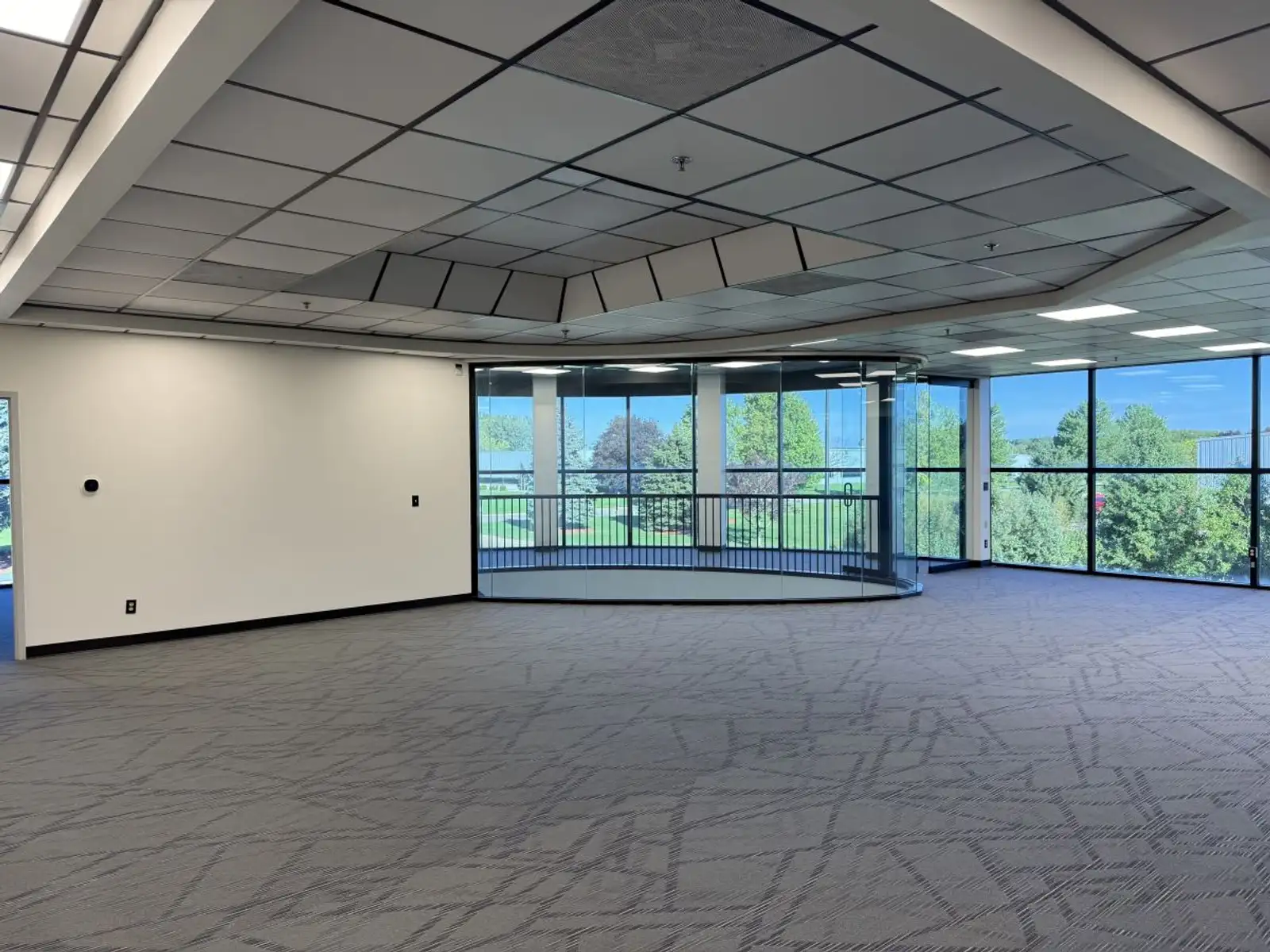 4570 Commercial Ave image 12