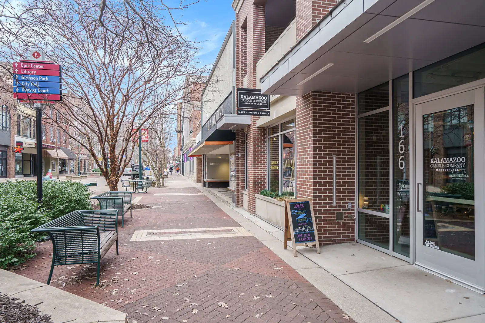 166 S Kalamazoo Mall image 4