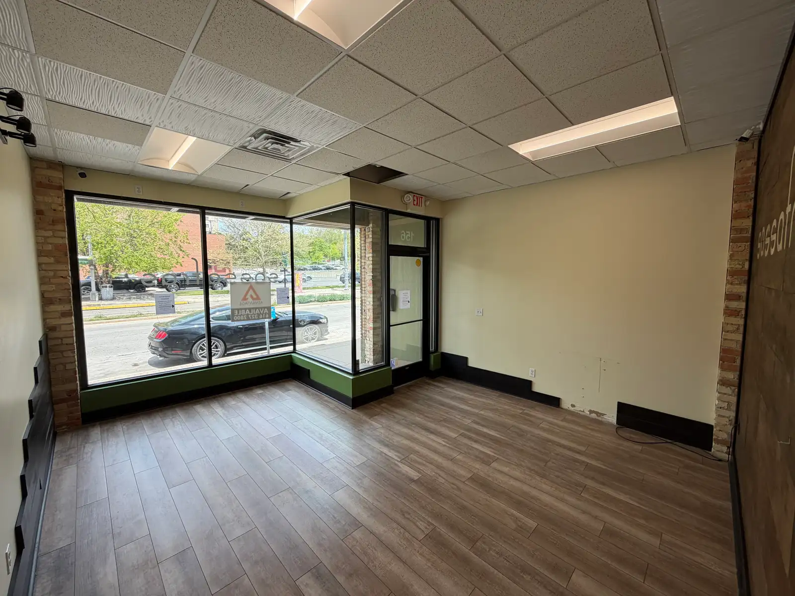 150 Fulton St E image 7