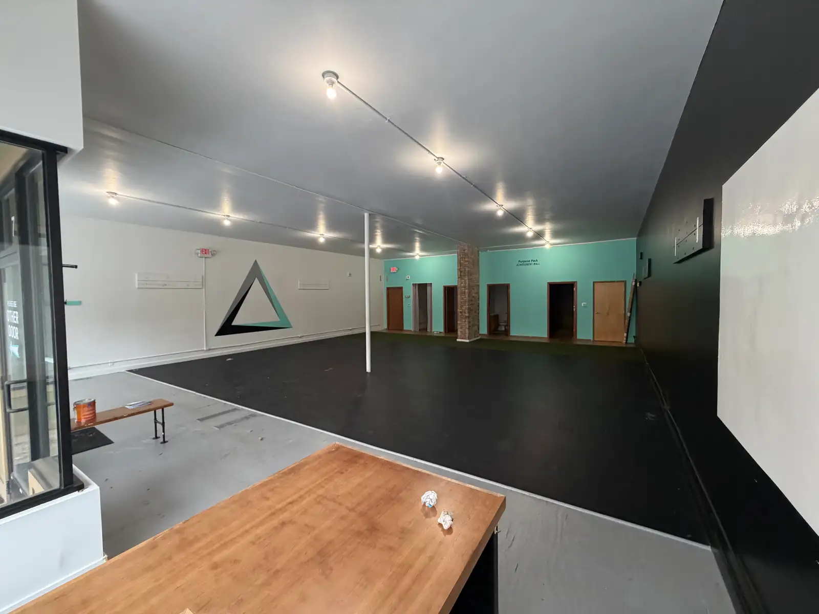150 Fulton St E image 4