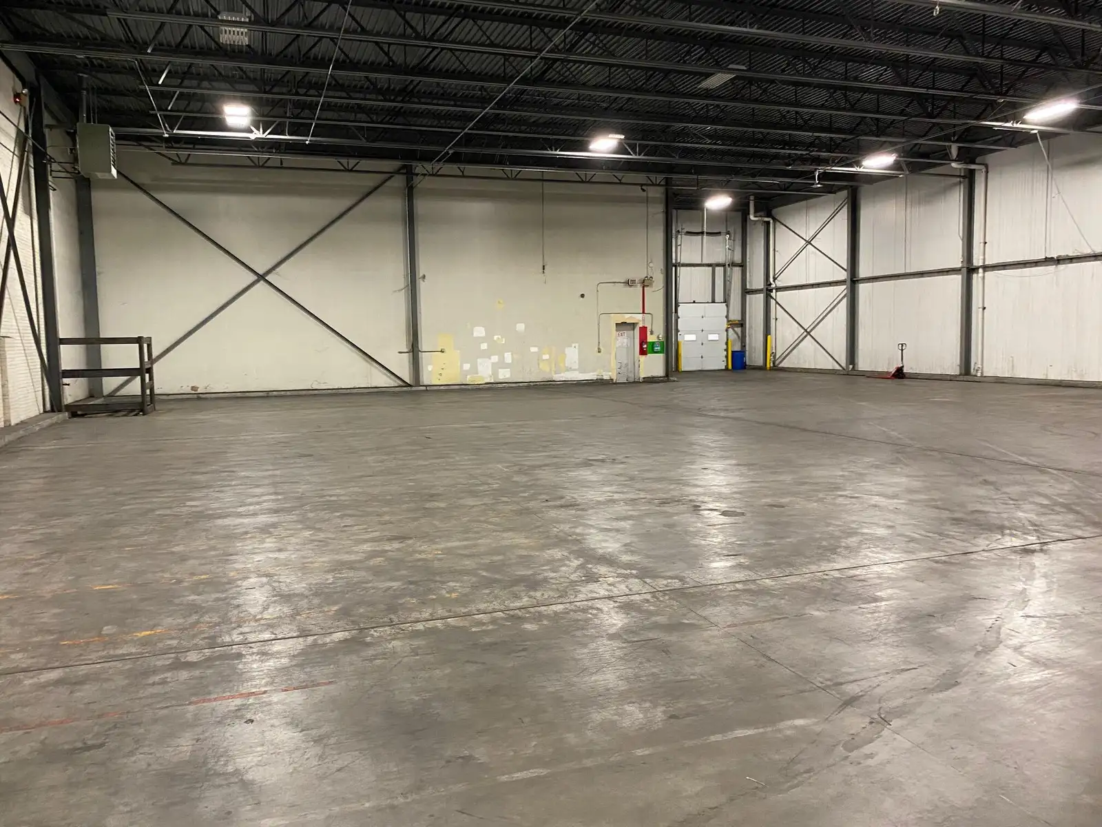 Light Mfg / Warehousing / Retail - 76225 Sq. Ft. image 27