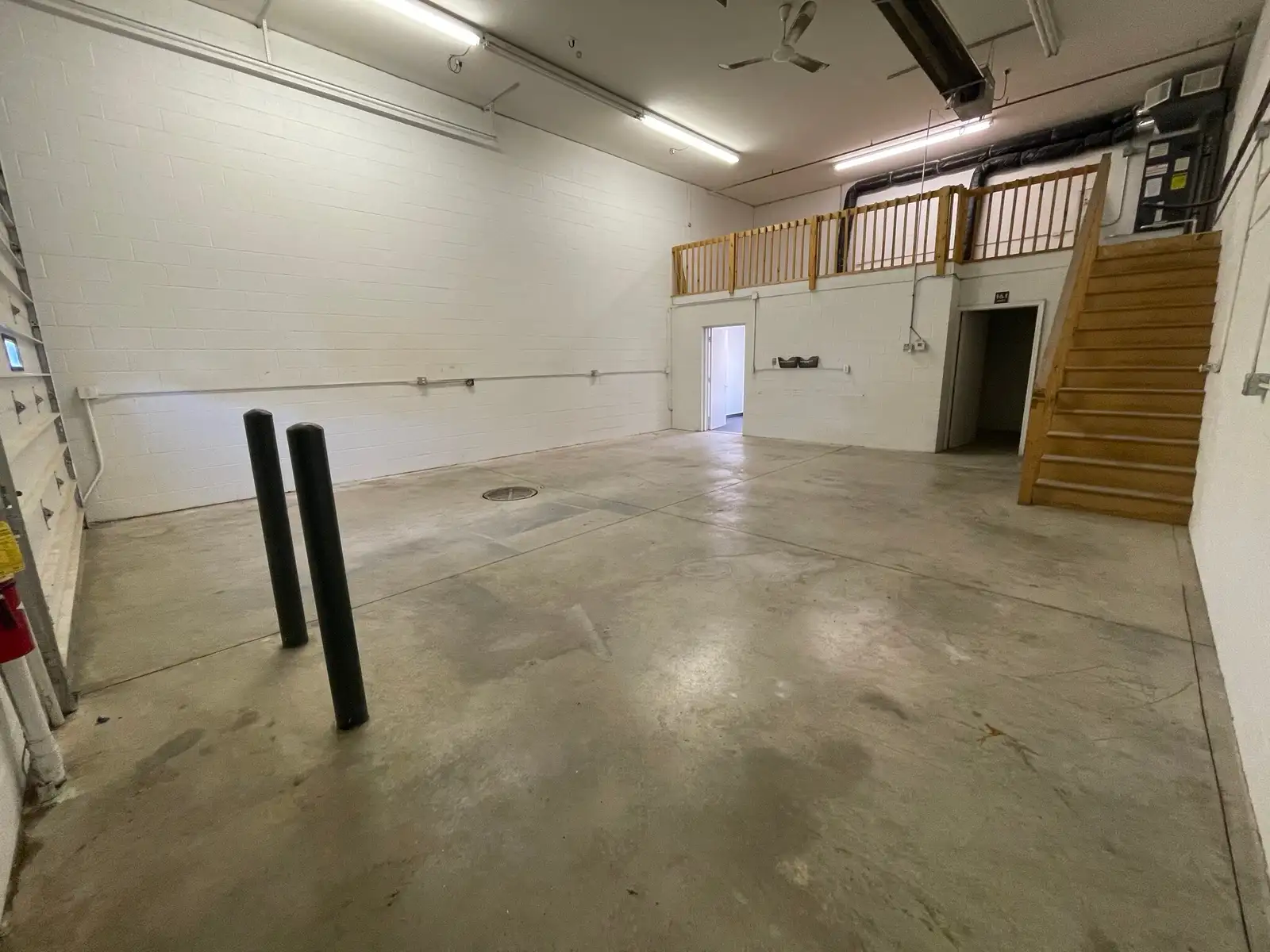 76th Business Center – Contractor Suites image 2