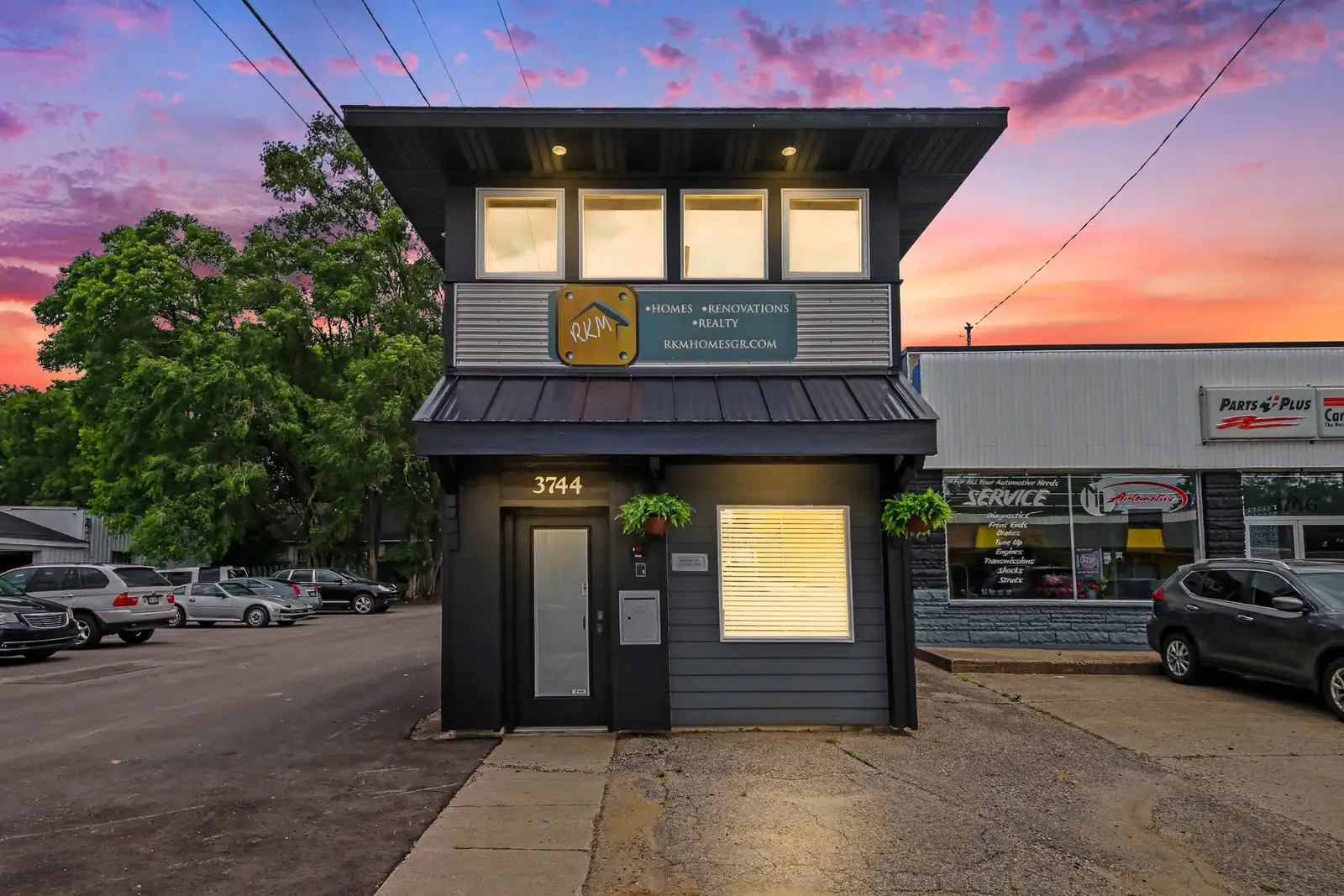 3744 Division Ave S image 1