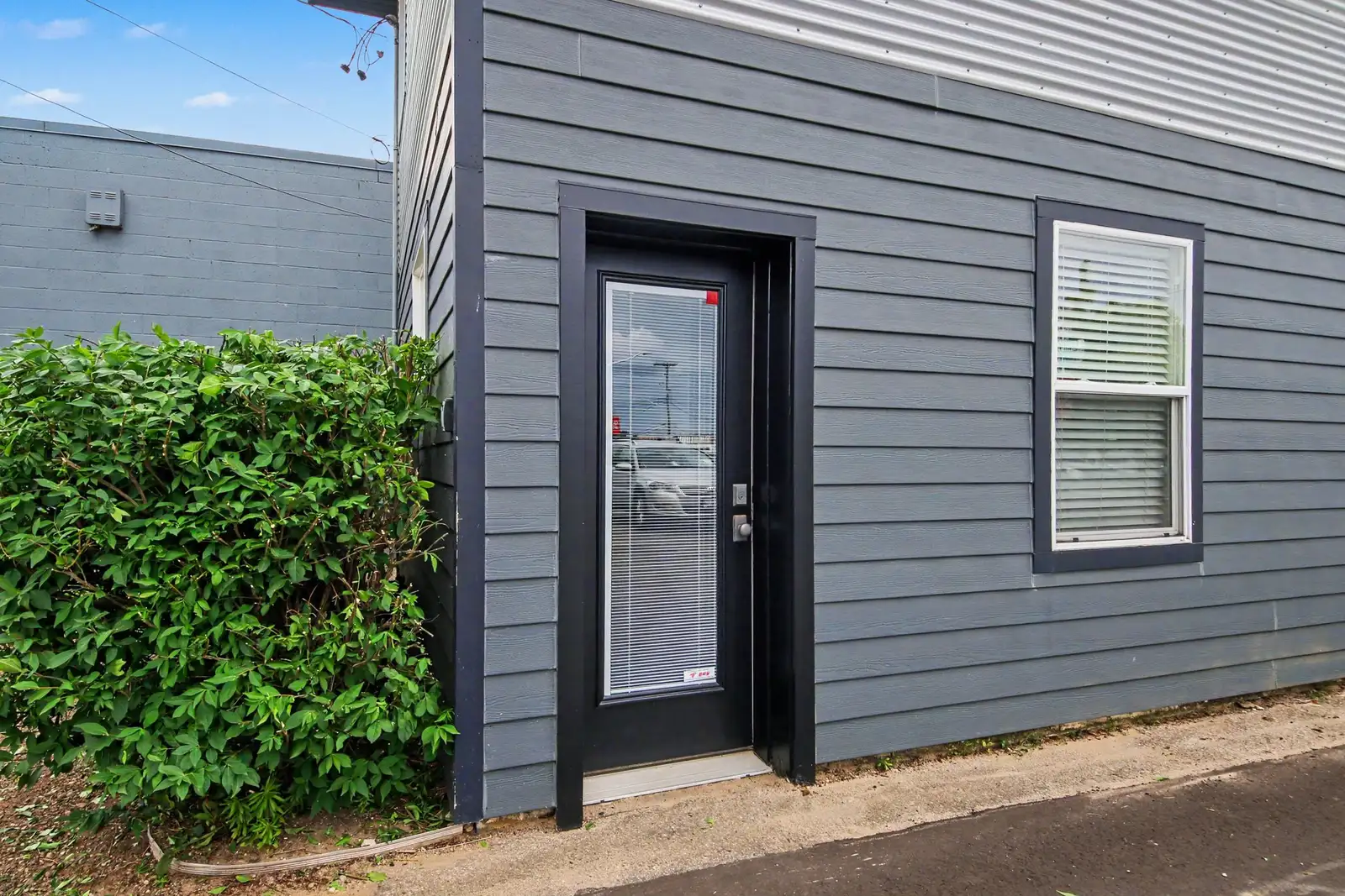 3744 Division Ave S image 21