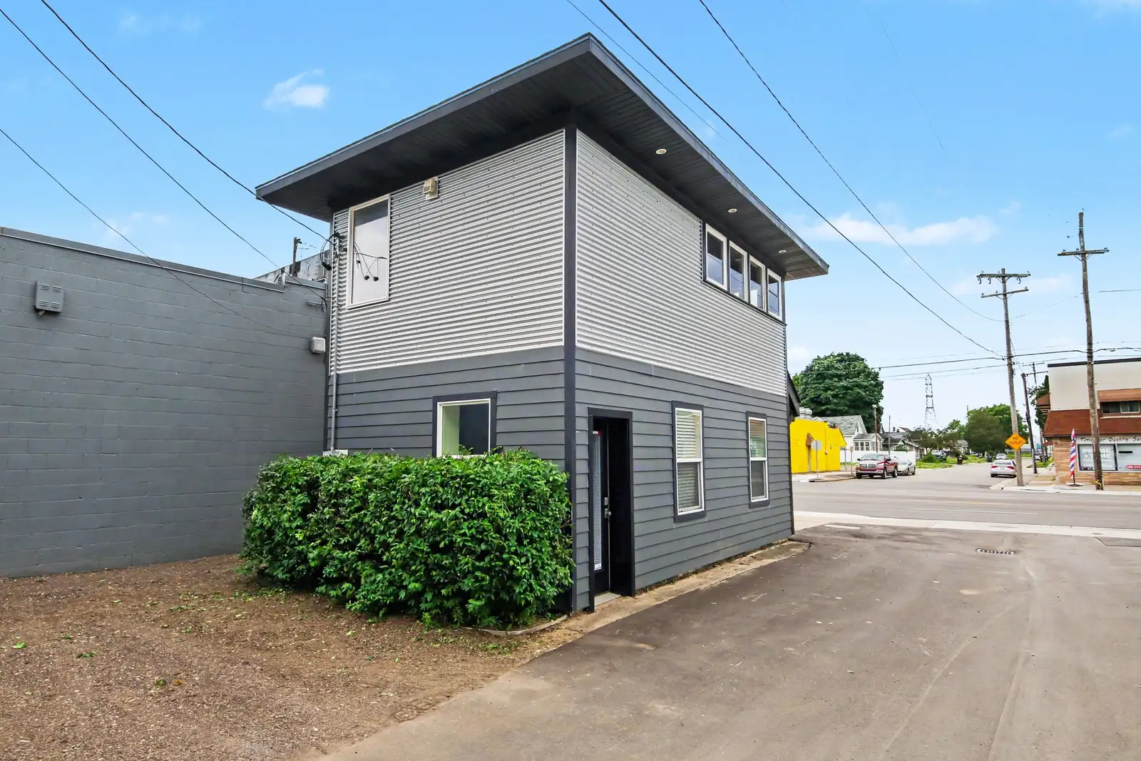 3744 Division Ave S image 22