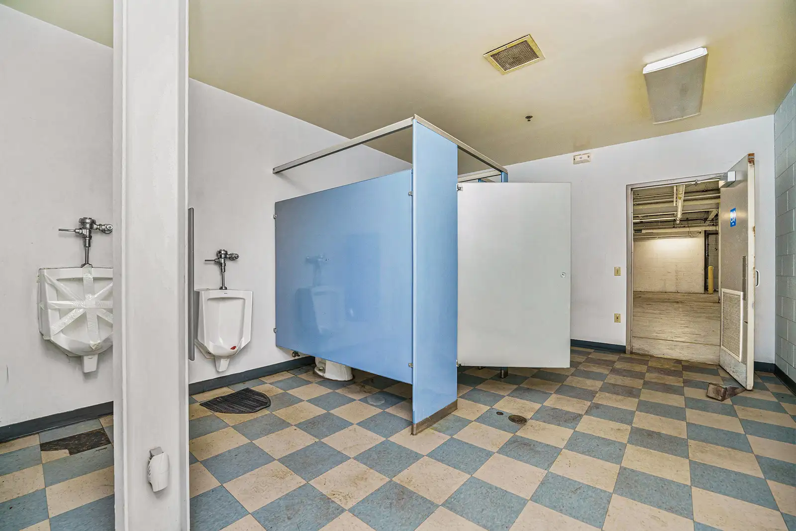 205 US-131 & 111 Day Drive image 10
