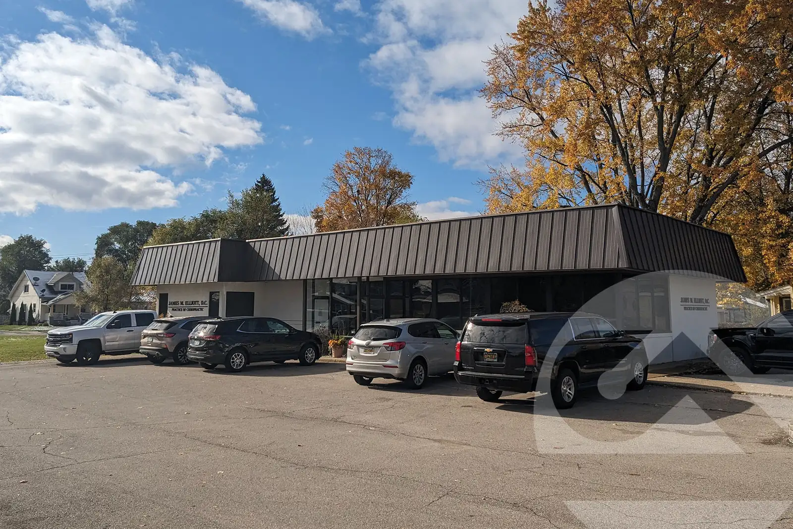 1553 Alpine Ave NW, Grand Rapids, MI 49504