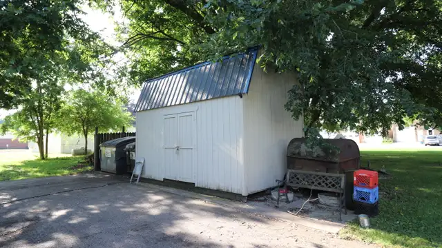 View image 16