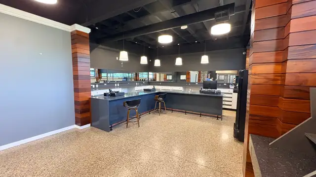 View image 3