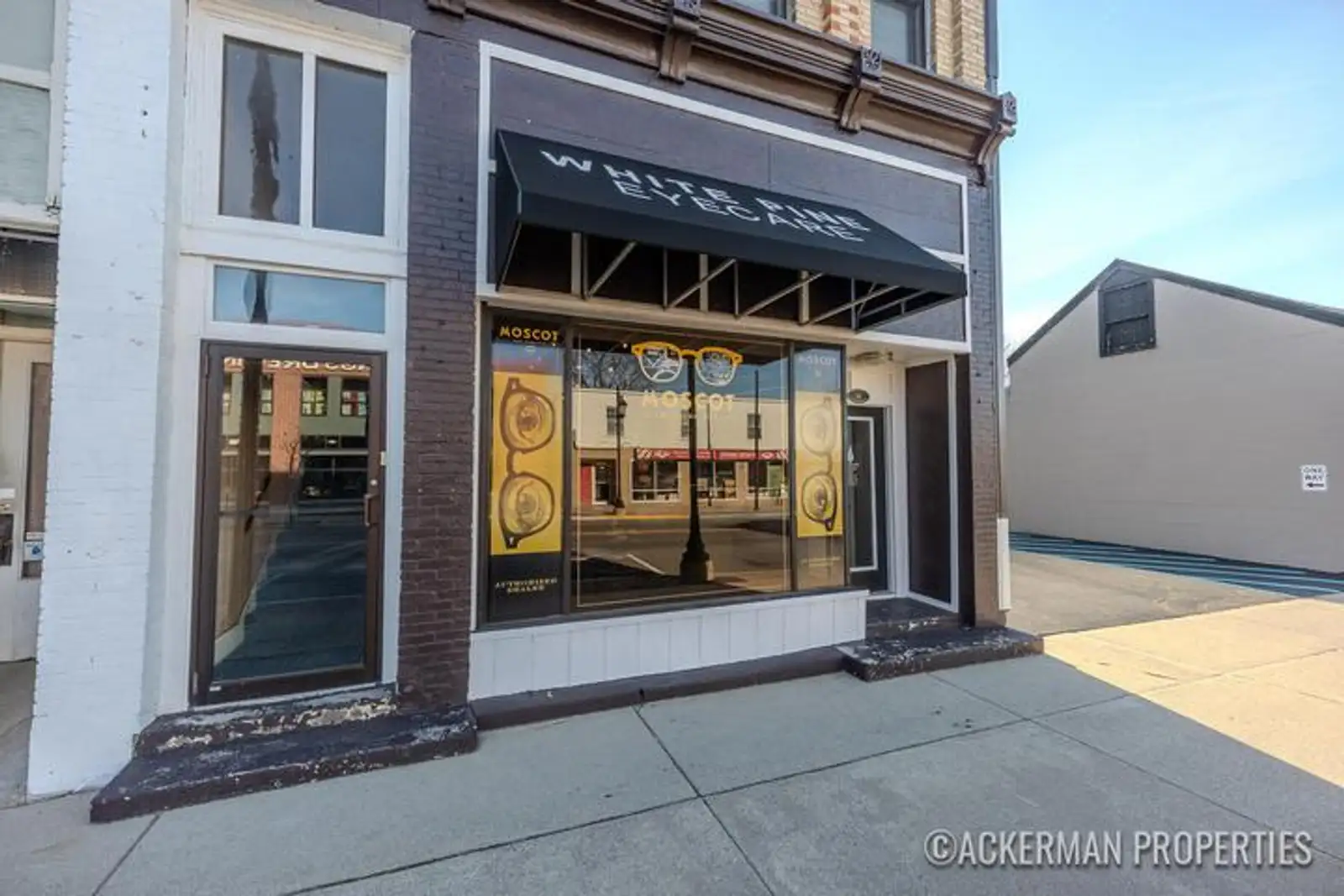 88 N Main St NE image 3