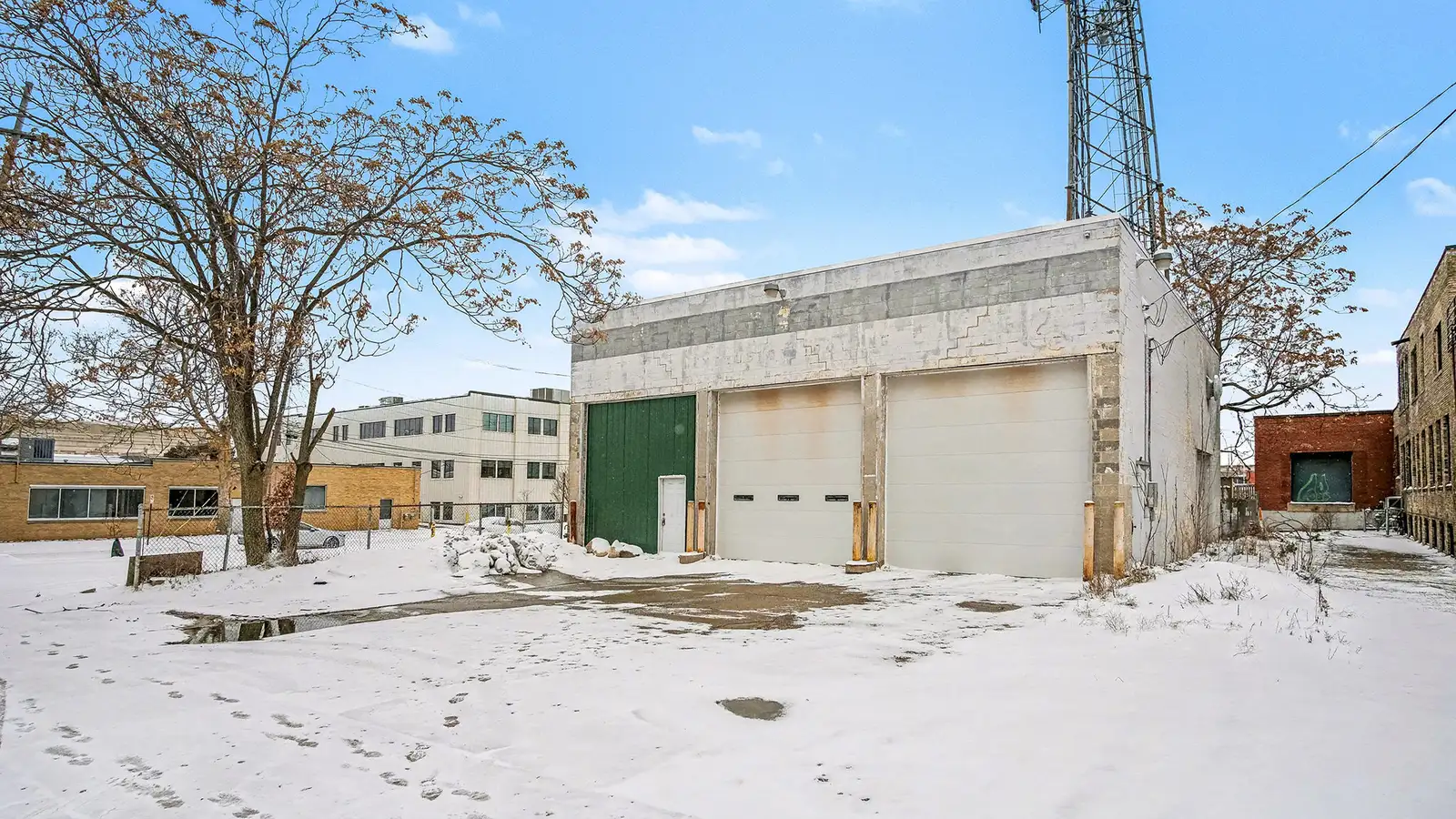 15 Coldbrook St NW, Grand Rapids, MI 49503