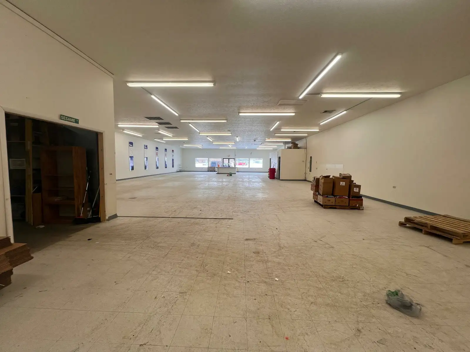 5,000 SF Retail/Flex Building in Cadillac, MI image 9