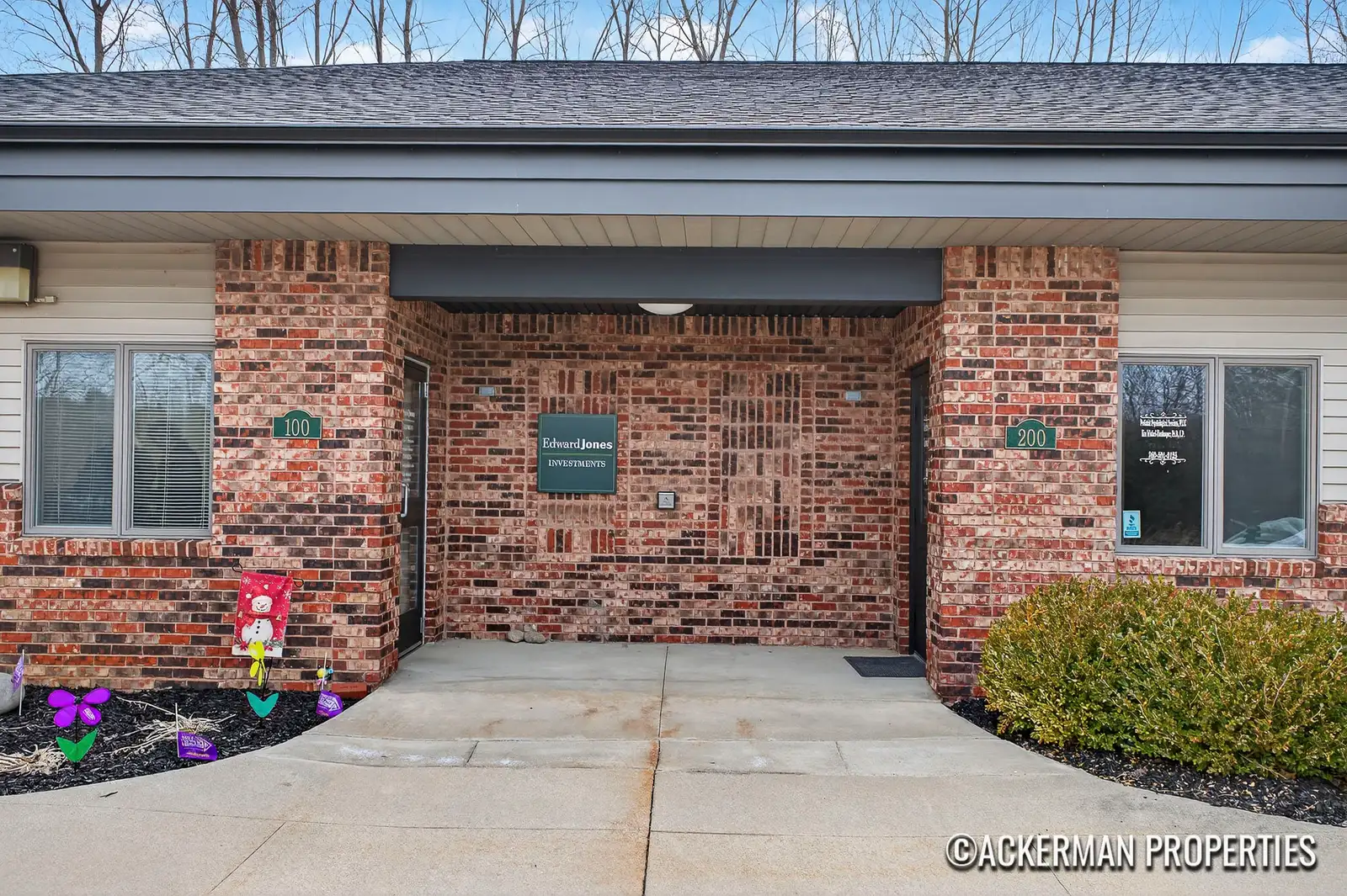 450 Meadow Run Dr image 10