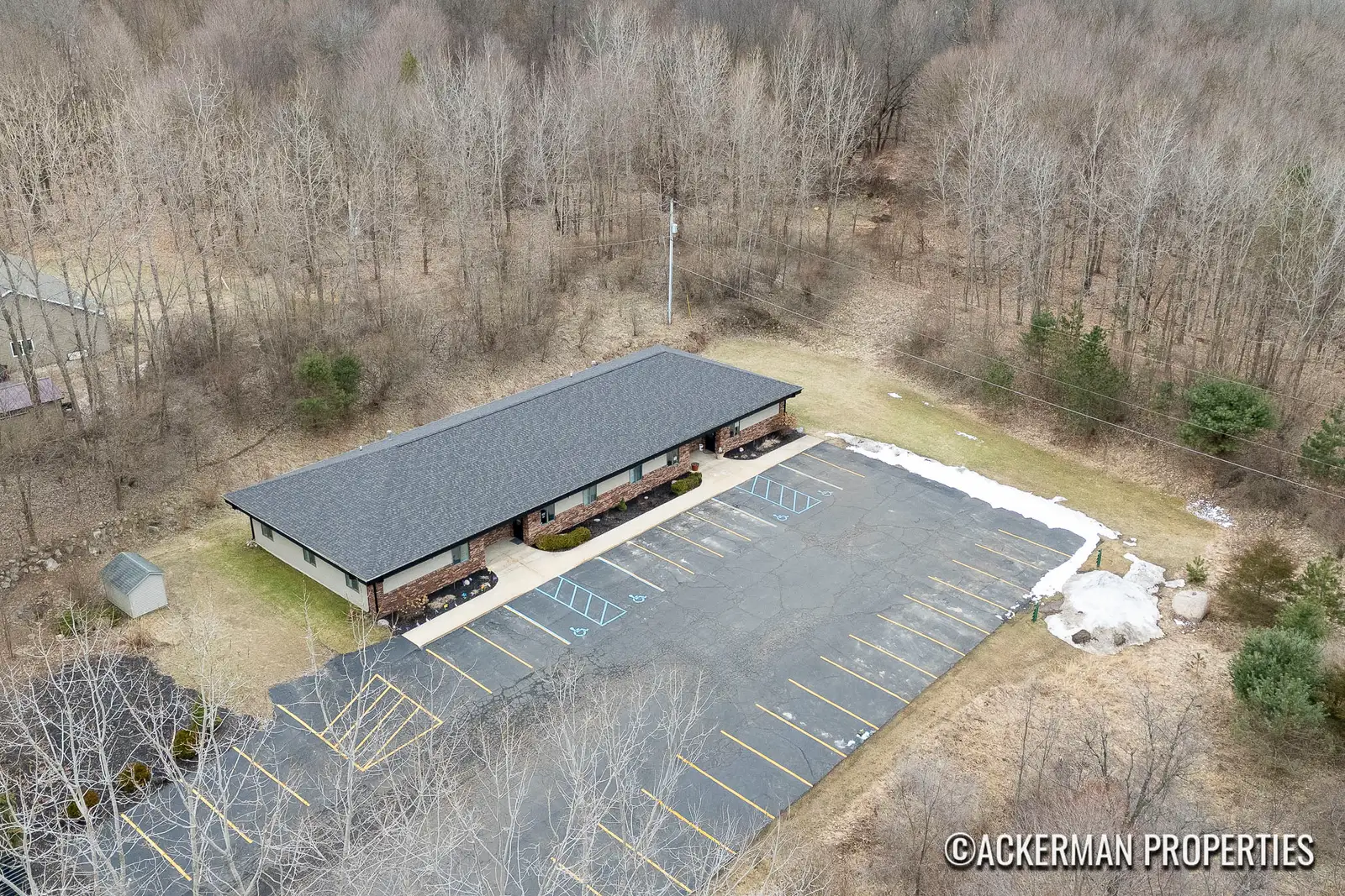 450 Meadow Run Dr image 2