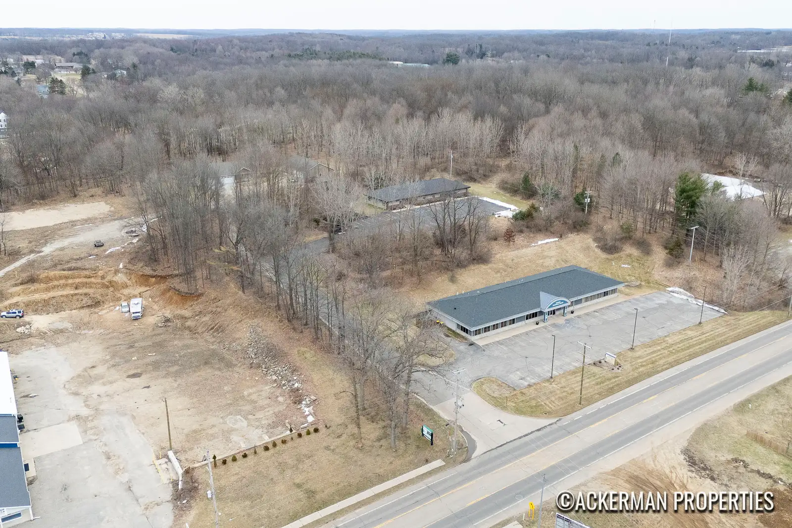450 Meadow Run Dr image 4