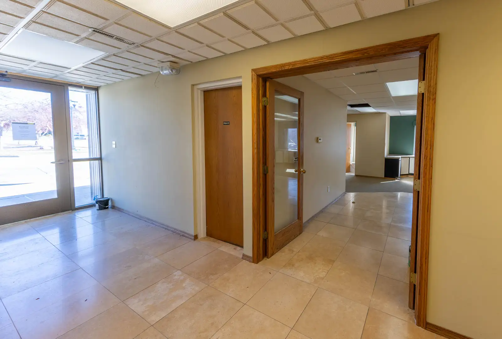 303 W Superior St image 9