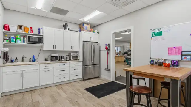 View image 32