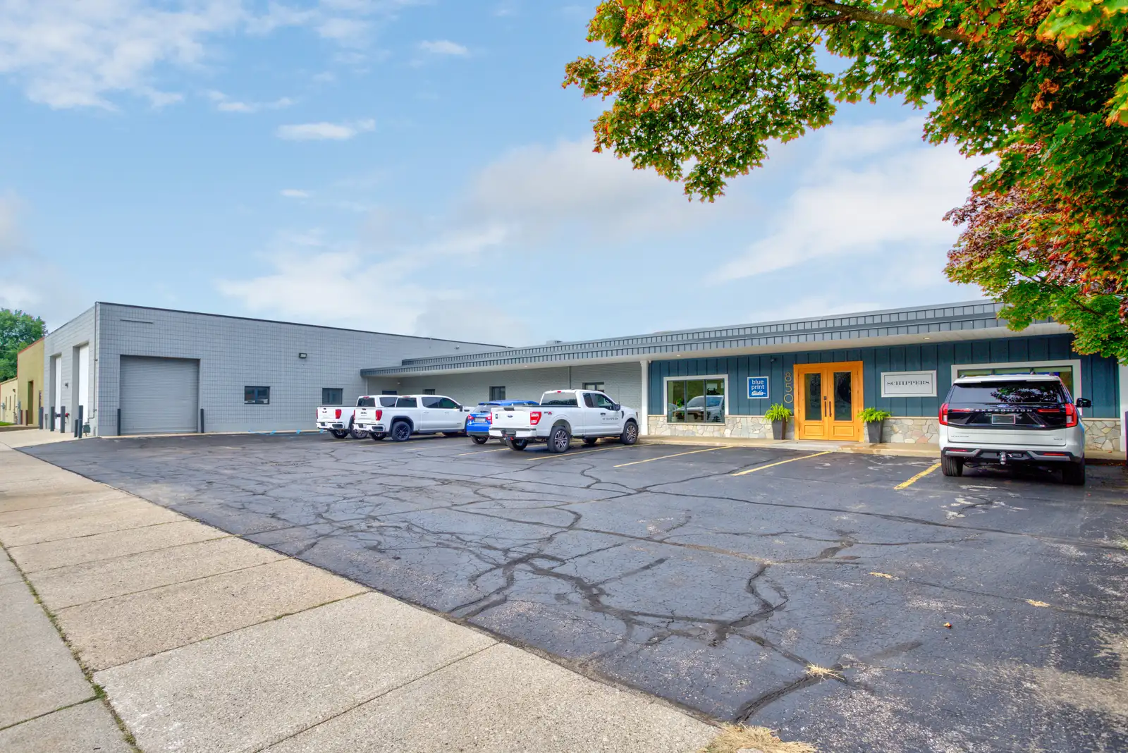 850 Maple Ave image 1