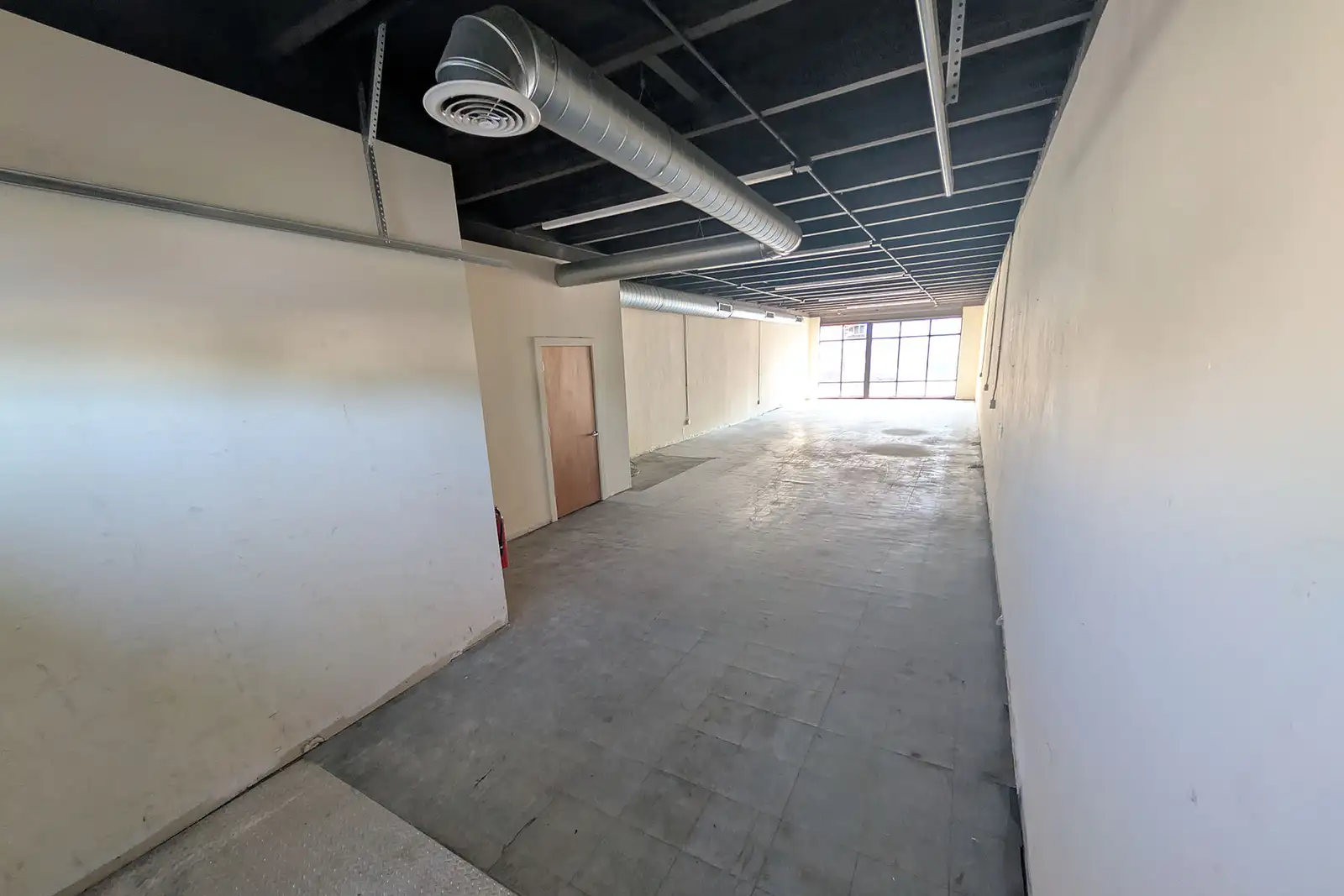 2041 S Division Ave image 6