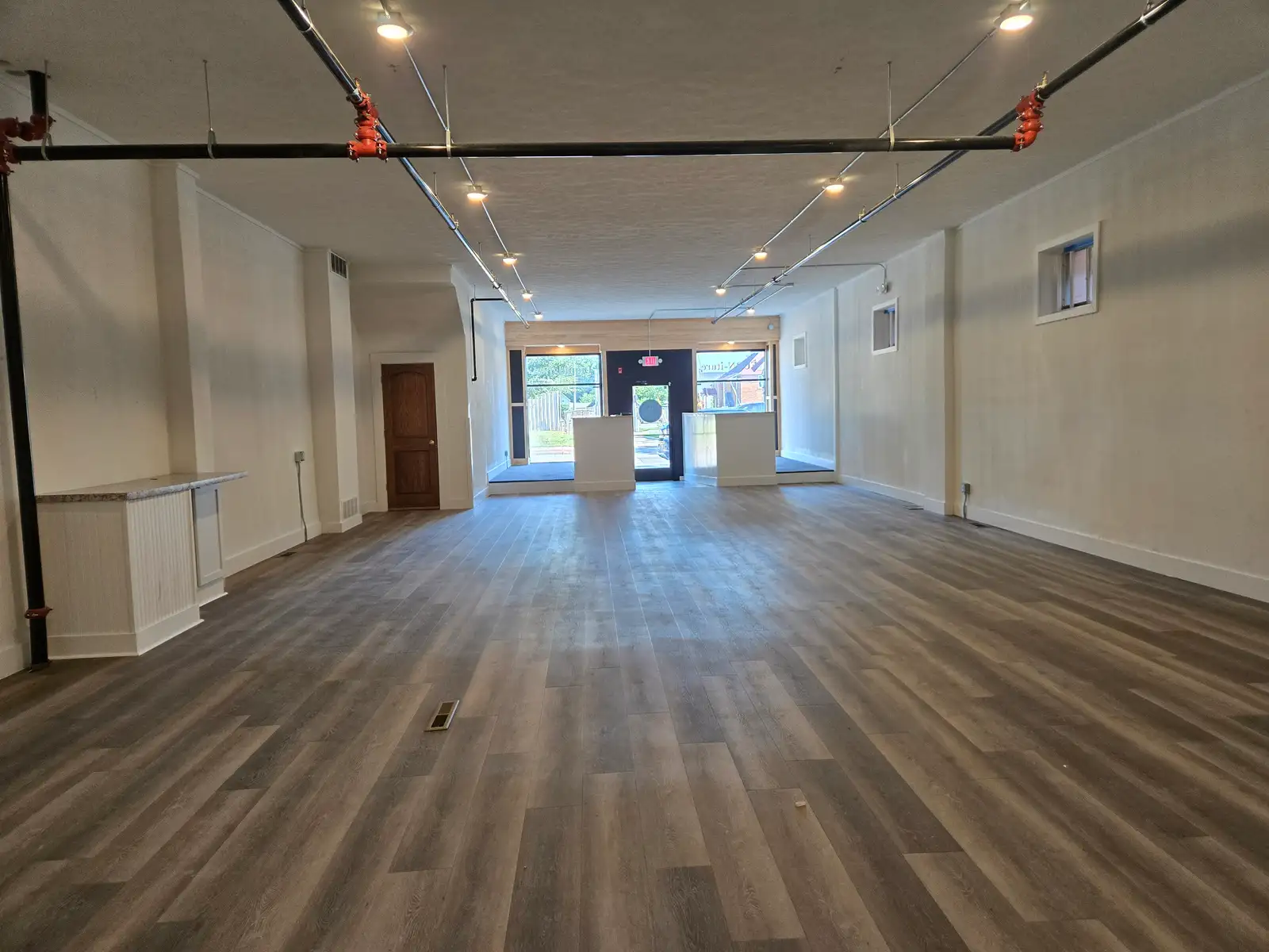 444 Leonard St NW image 2
